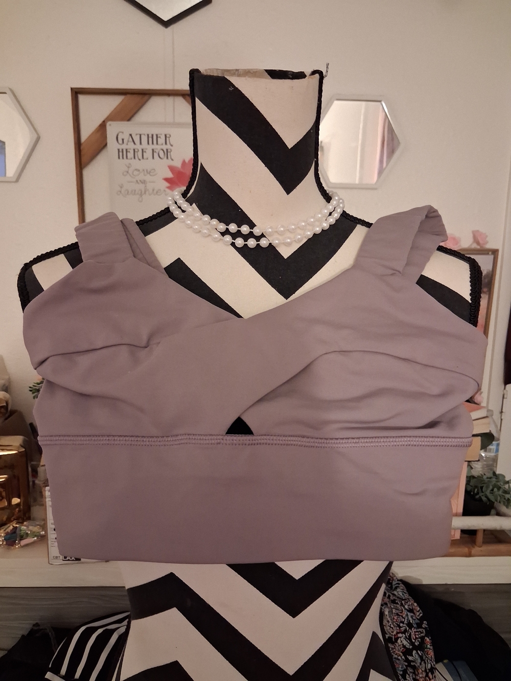 Lululemon Cross-Front Yoga Sports Bra Crop Top – Muted Mauve / Purple